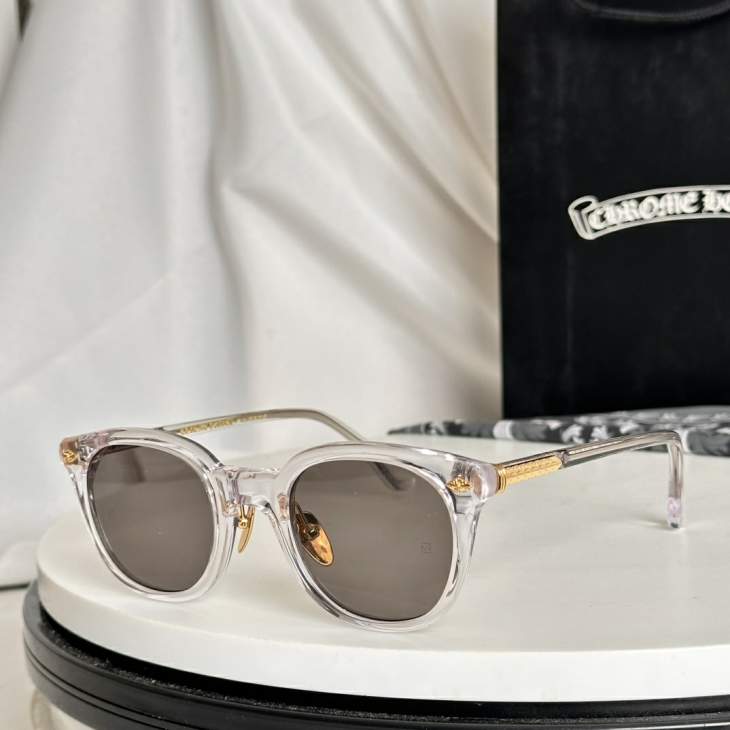 Picture of Chrome Hearts Sunglasses _SKUfw74808870fw